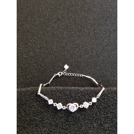 Sterling silver link bracelet with Zircon gemstone.